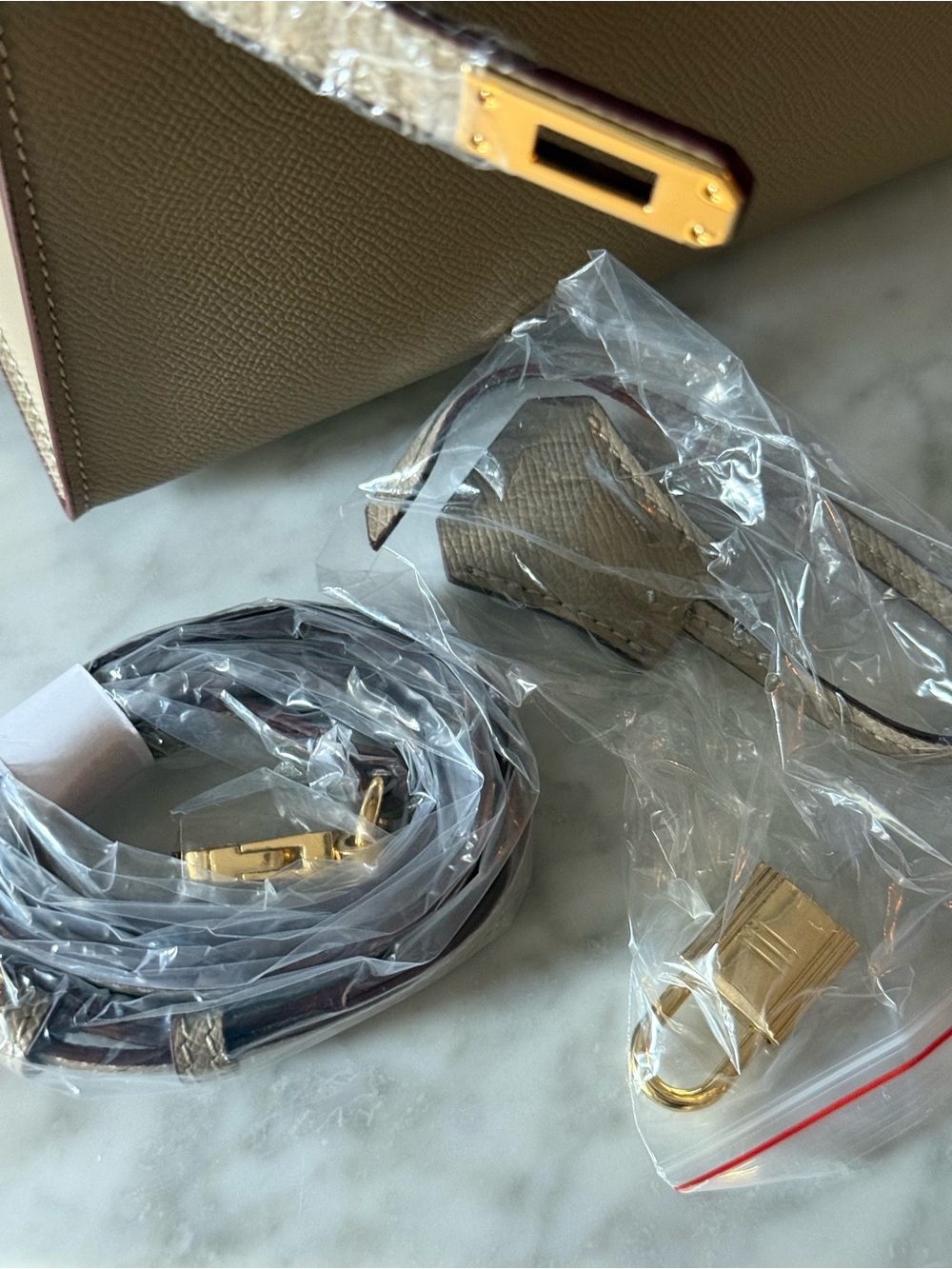 Luxury Women's Top-Handle Bag in Sand - Picture 6 of 9